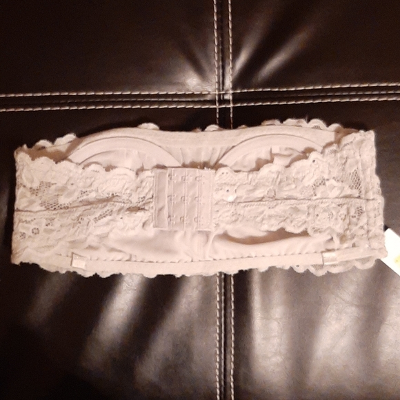 No Boundaries lace bandeau - Picture 2 of 6